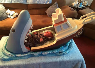 Çocuklarını trolleyen babalar.